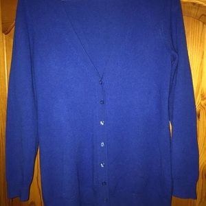 Bloomingdales Cashmere sweater